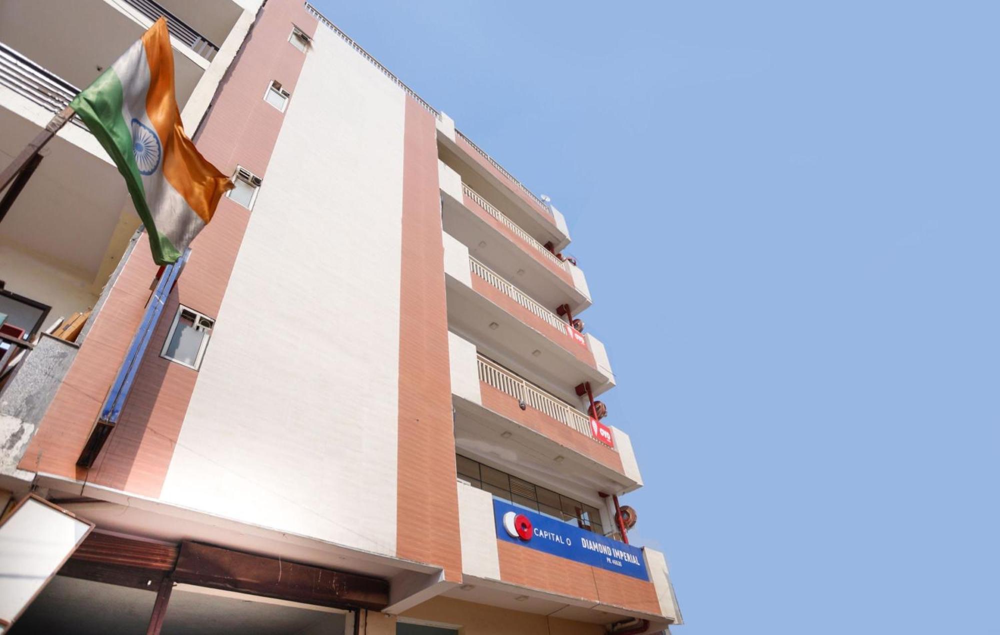 Diamond Imperial Hotel Noida Eksteriør billede